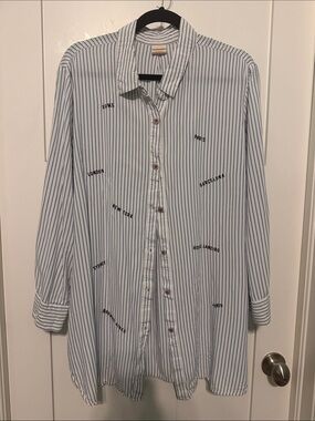 Jasmine & Ginger Striped Button-Down Shirt - Blue/White